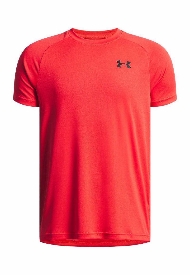 T-shirt sportivo rosso realizzato in tessuto liscio e traspirante. Presenta maniche corte, un collo rotondo e un piccolo logo nero sul petto.
