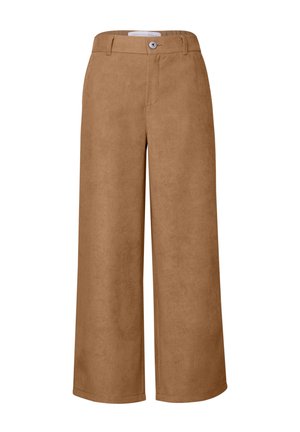 Pantalones de pierna ancha marrones, confeccionados en una tela suave y similar al ante. Presentan un cierre de botón en la parte delantera y un discreto detalle lateral.