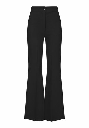 Zwarte, op maat gemaakte, hooggetailleerde broek met knoopsluiting en wijde, uitlopende pijpen, afgebeeld tegen een witte achtergrond.