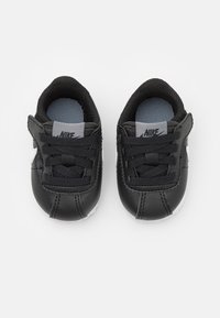 Nike Sportswear CORTEZ EASYON - Sportbačiai - black/white/cool grey