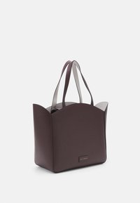 KARL LAGERFELD CIRCLE TOTE PERFORATED - Velika torba - dark chocolate