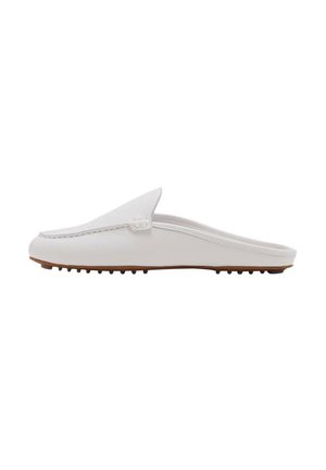 Moccasins - white