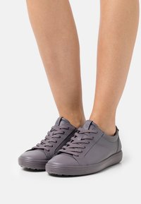 ECCO Baskets basses - grey