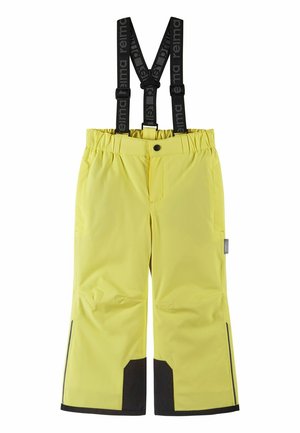 Pantaloni impermeabili gialli con dettagli neri, bretelle regolabili, cintura elastica e due tasche laterali. Tessuto liscio e resistente.