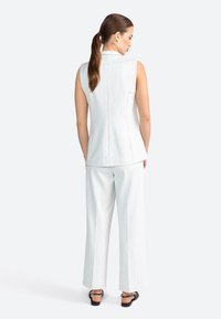 Rich & Royal Pantaloni - pearl white