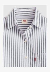 Unselected, serenity blue