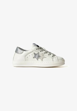 2Star, SNEAKERS DONNA - Sneakers basse - bianco