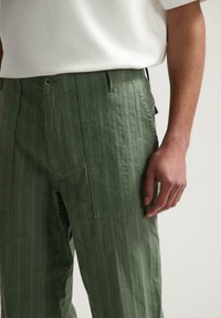 Thumbnail Image 5
