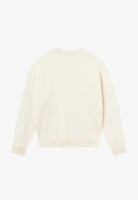 Crème-kleurige sweatshirt met een ontspannen pasvorm, ribgebreide manchetten en kraag, zachte textuur en een klein logo-label op de zijnnaad.