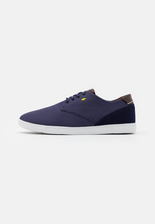 HENNING - Joggesko - navy