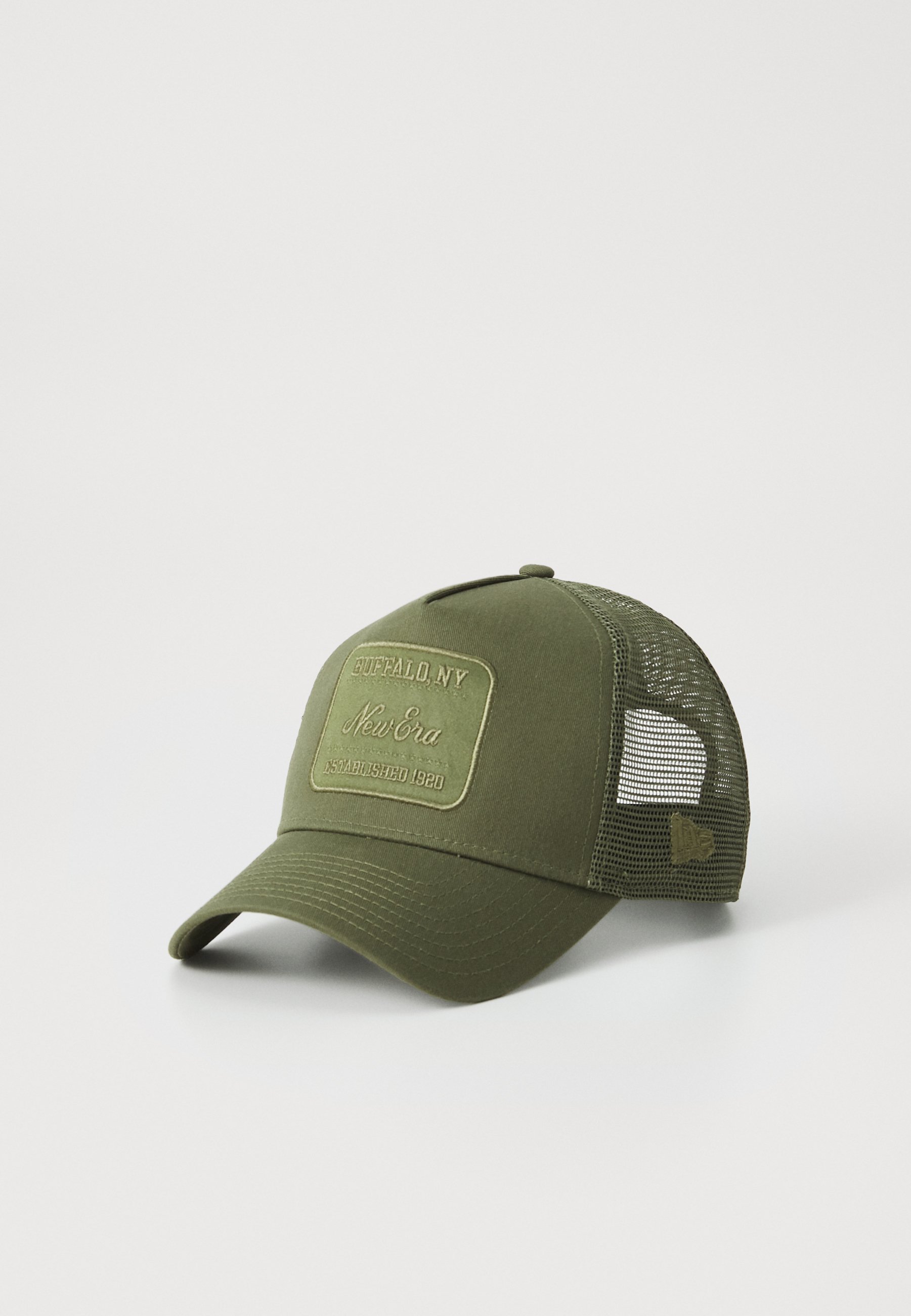 【CASH ONLY】 High Roller Snapback - Khaki T LOGO TRUCKER - KHAKI – TWINZZ