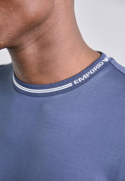 Emporio Armani T-Shirt basic - avio light