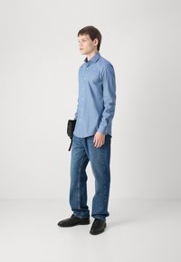 HUGO KASON - Srajca - medium blue