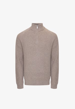 Sweter dziergany w jasnobrązowym kolorze z kołnierzem na półzamek, o strukturalnej fakturze, z długimi rękawami oraz ściągaczami na mankietach i u dołu. Minimalistyczny design.