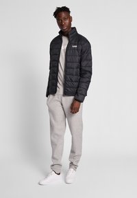 Hummel WIND PUFF  - Outdoorjacka - black