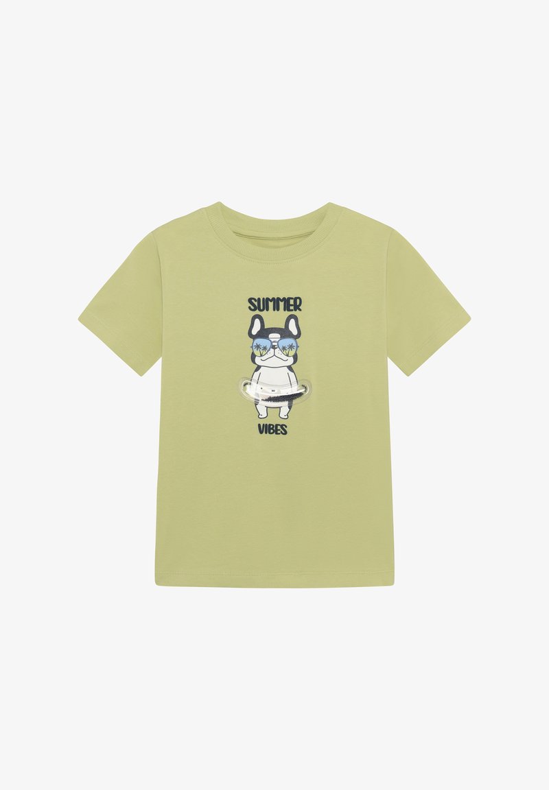 T-shirt en coton vert clair avec un graphique d'un chien portant des lunettes de soleil et le texte "SUMMER VIBES", design simple et manches courtes.