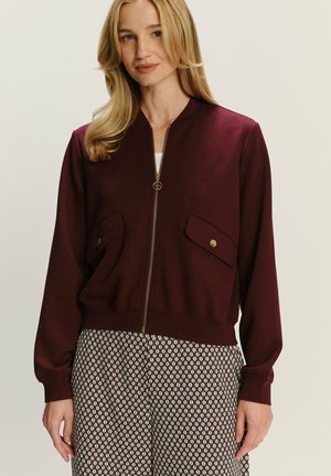 - Bluza rozpinana