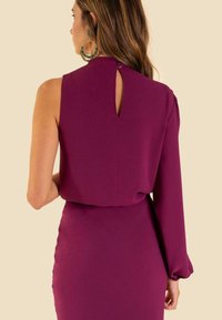 THE-ARE ASIMÉTRICA - Blusa - purple