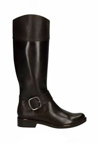 Bota de cuero negro hasta la rodilla con un upper texturizado, una correa trenzada en el tobillo y una hebilla decorativa de plata. Acabado suave con un tacón bajo.