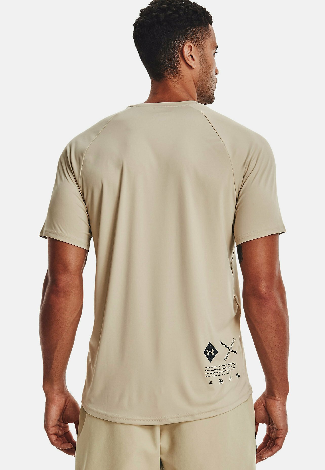 Under Armour Men's T-shirts | FASHIOLA 