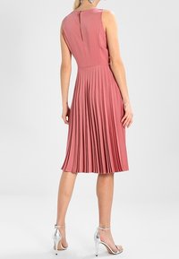 mint&berry Vapaa-ajan mekko - light pink