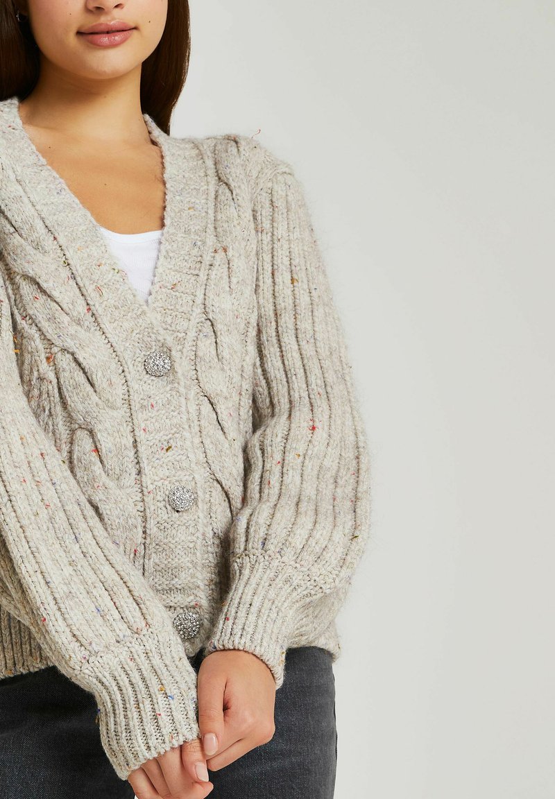 Damen Kleider | River Island Strickjacke cream/beige - ZK86705 Damen Kleider | River Island Strickjacke cream/beige - ZK86705