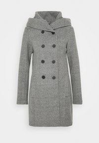 Cappotto di lana grigio con design a doppio petto, grande colletto e sei bottoni neri. Presenta tasche laterali e una texture morbida.