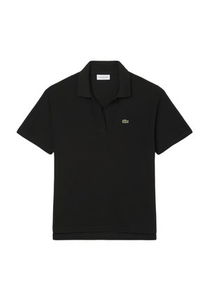 Sort polo-shirt lavet af bomuld, med en blød tekstur, korte ærmer, en klassisk krave og et grønt broderet logo på brystet.