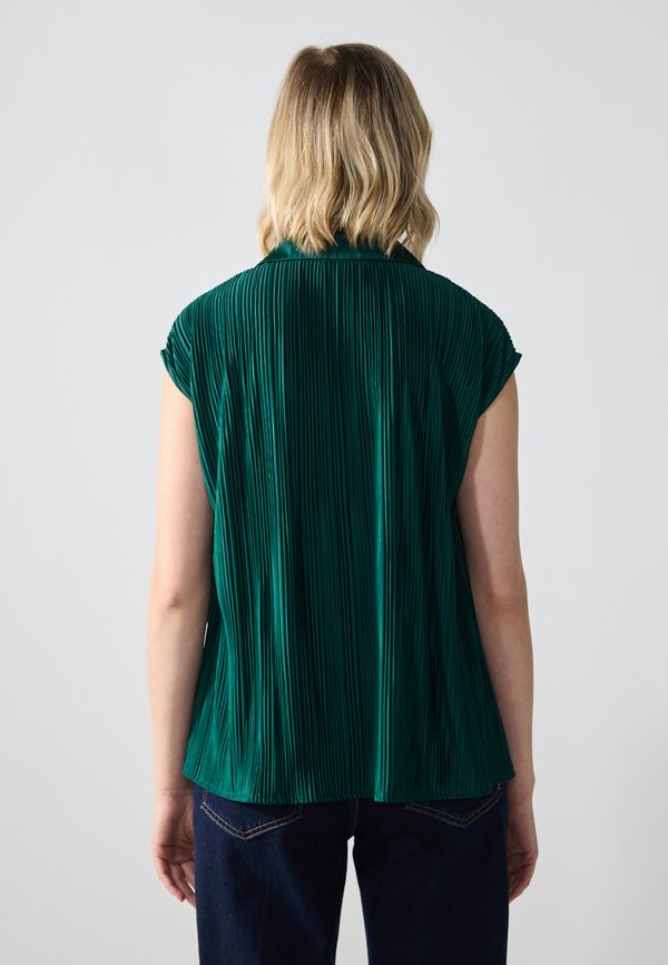 Button-down blouse - botanical garden4