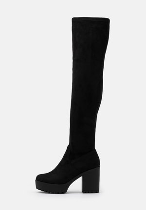 High heeled boots - black