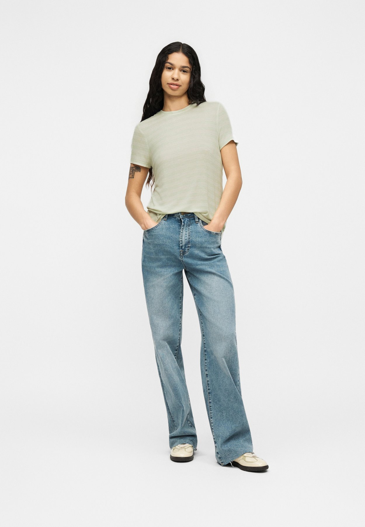 ONLLIRAN O NECK TEE