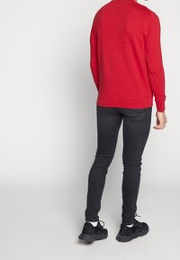 Wrangler Jersey con capucha - red