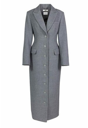 Langer grauer Damenmantel aus Wollmischung mit Reverskragen, durchgehender Knopfleiste, zwei Pattentaschen und langen Ärmeln.