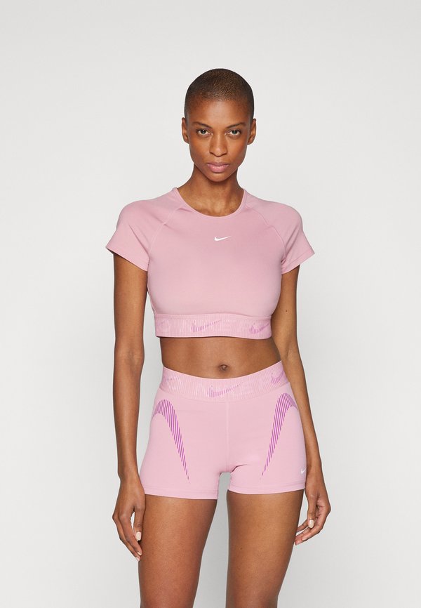 CROP  - Sports T-shirt