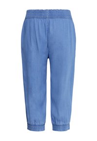 Pantaloni scurți bleu deschis, cu talie și tiv elastic, confecționați dintr-un material moale și ușor.