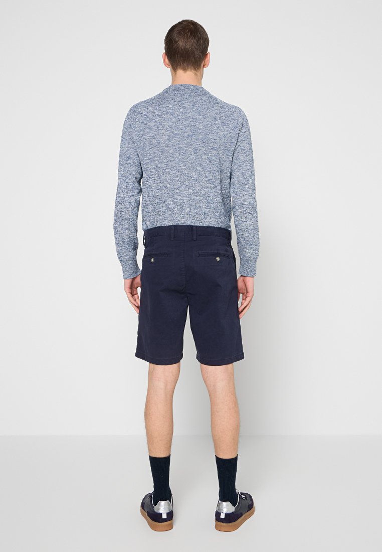 ARCHIVE REGULAR FIT
