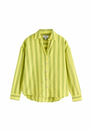 Chemise boutonnée vert lime avec des rayures verticales blanches, dotée d'un col, de manches longues et d'un ourlet arrondi. Texture de tissu légère.