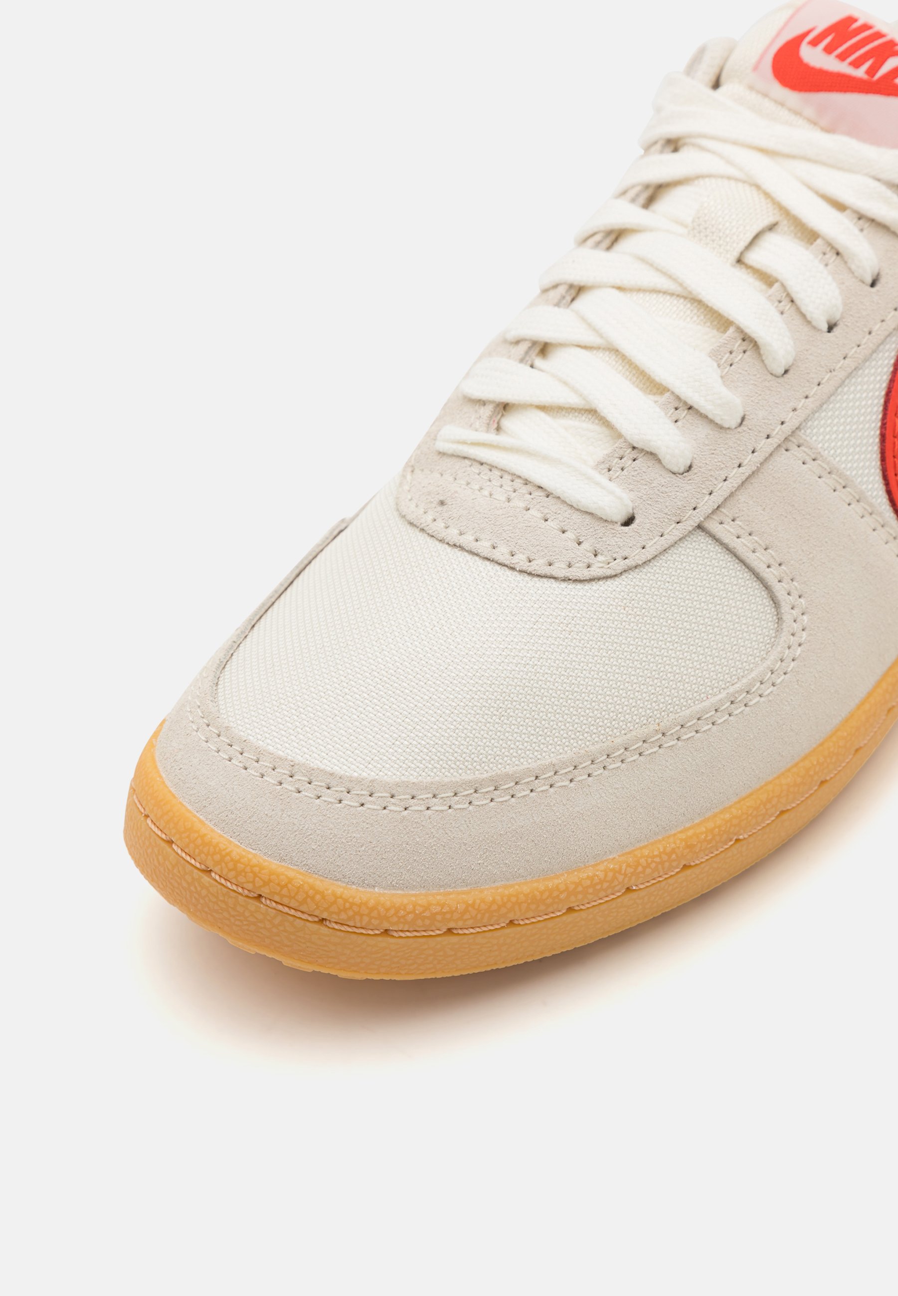 Nike Sportswear FIELD GENERAL - Trainers - pale ivory