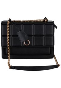 Czarna pikowana torebka wykonana z materiału syntetycznego, z złotym łańcuszkiem, przednim klapsem i okrągłym detalem z metalowym zapięciem.