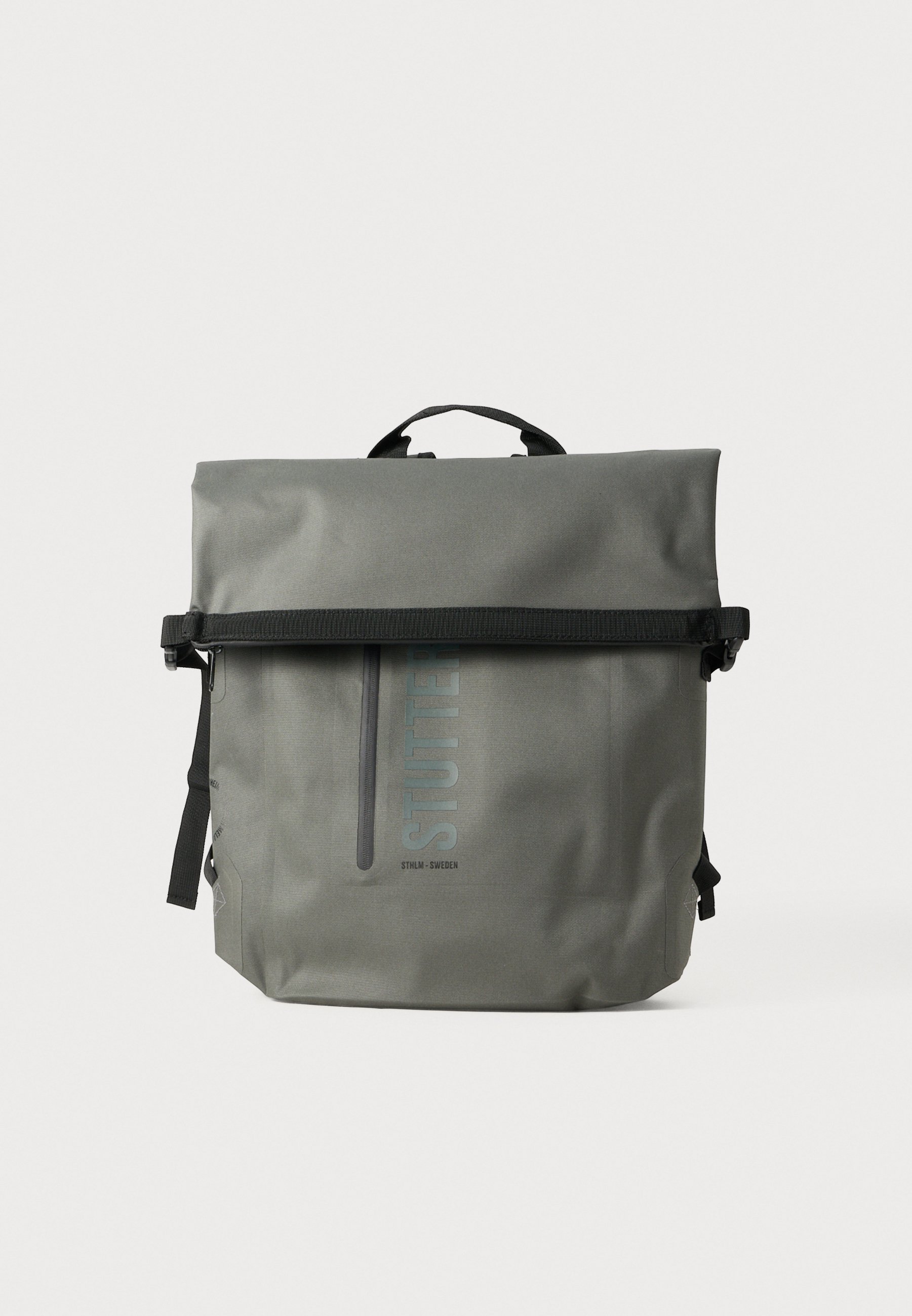 nike rucksack rolltop