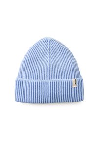 Gorro de punto acanalado azul con puño plegado. Presenta rayas en azul claro y oscuro. Incluye una pequeña etiqueta de la marca cosida en el lateral.