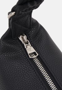 Calvin Klein Jeans - Torebka