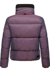 Padded jacket in gradient purple, featuring a high collar, rectangular quilting, and black accents on the collar and cuffs.