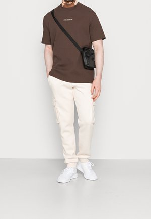 adidas Originals, T-Shirt print - brown
