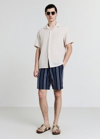 Calliope Short - var blu navy