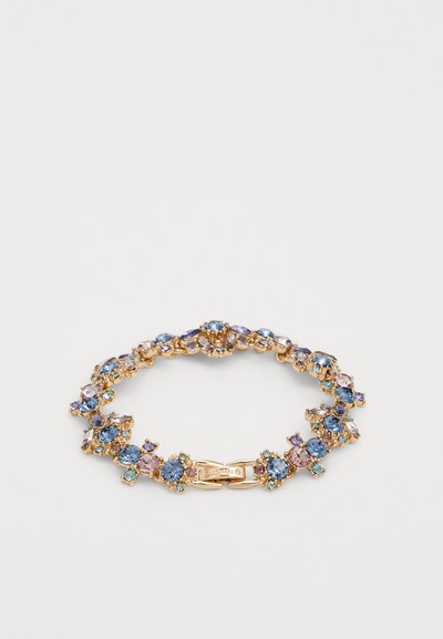 Bracelet en or avec des groupes de pierres précieuses rondes et ovales de couleur bleu, violet et rose, doté d'un fermoir gravé avec "MARCHESA."