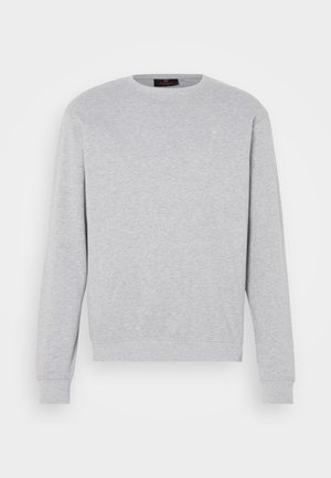 Felpa grigia chiara con maniche lunghe, collo a giro, polsini e orlo a costine. Caratterizzata da un logo sobrio sulla parte superiore sinistra del petto.