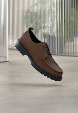 LEATHER UNISEX - Zapatos de vestir - dark brown