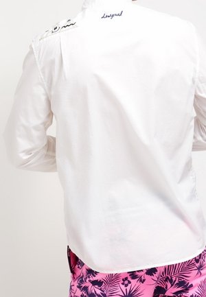 Chemise - white