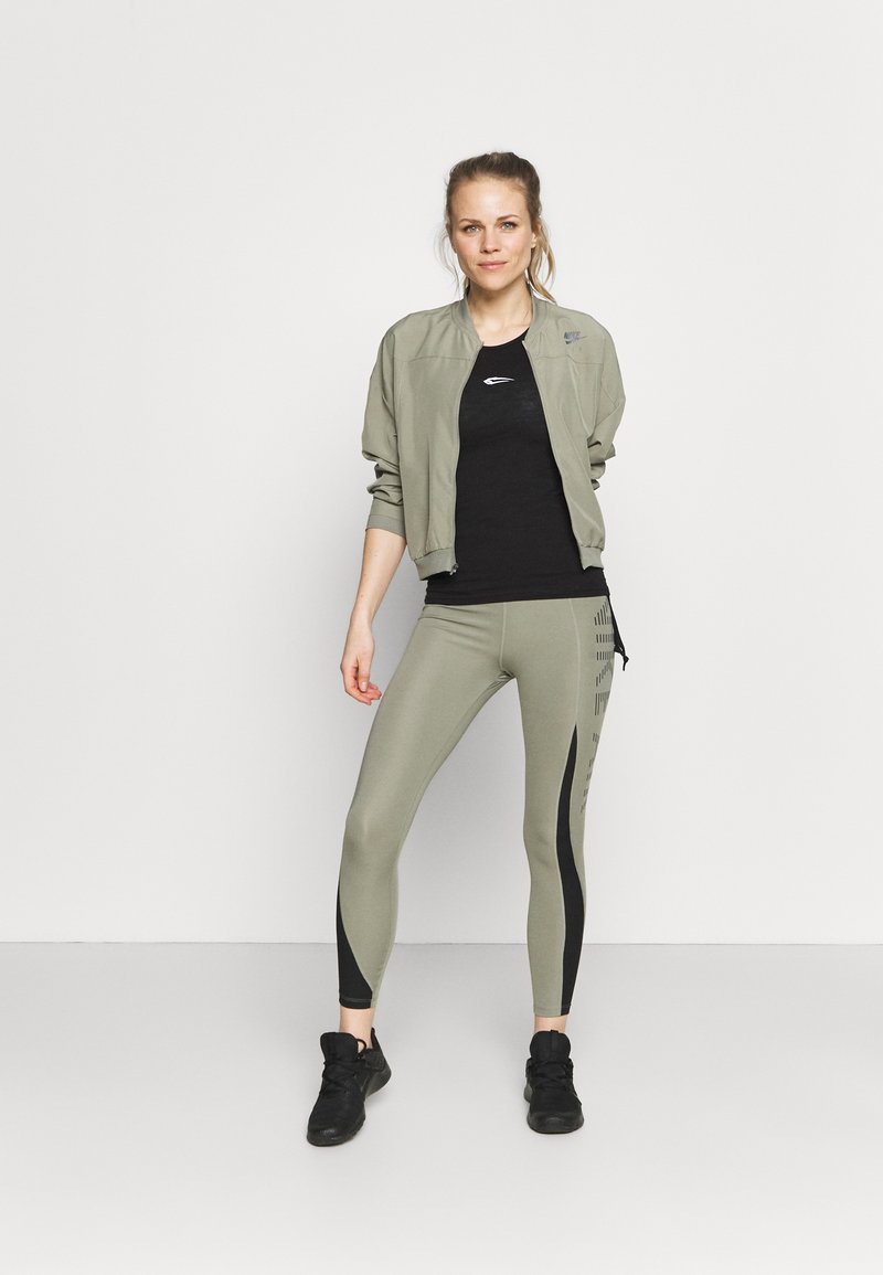 Damen Sportbekleidung | Smilodox TOP ENDLESS STRING Top schwarz - ZC86489 Damen Sportbekleidung | Smilodox TOP ENDLESS STRING Top schwarz - ZC86489